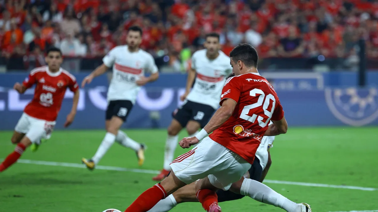 موعد قمة الزمالك والأهلي المرتقبة في الدوري المصري والقنوات الناقلة للمباراة